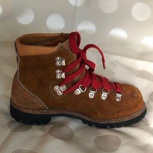 Vibram Hiking Boots 🥾 Vintage